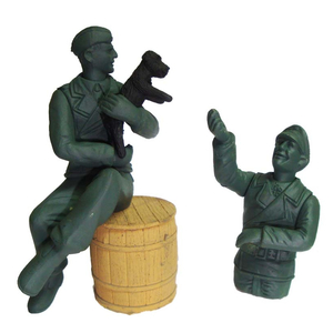 Heng Long 1/16 German StuG III Tank Crew Figures Unpainted