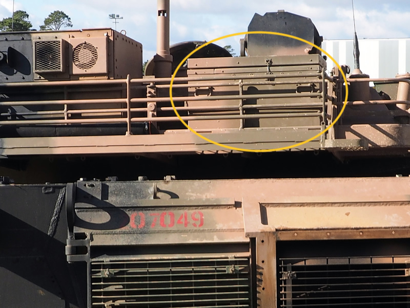 MHE 1/16 Scale Australian M1 Abrams Fridge, Power Box, Umbrella Stand & Road Wheel